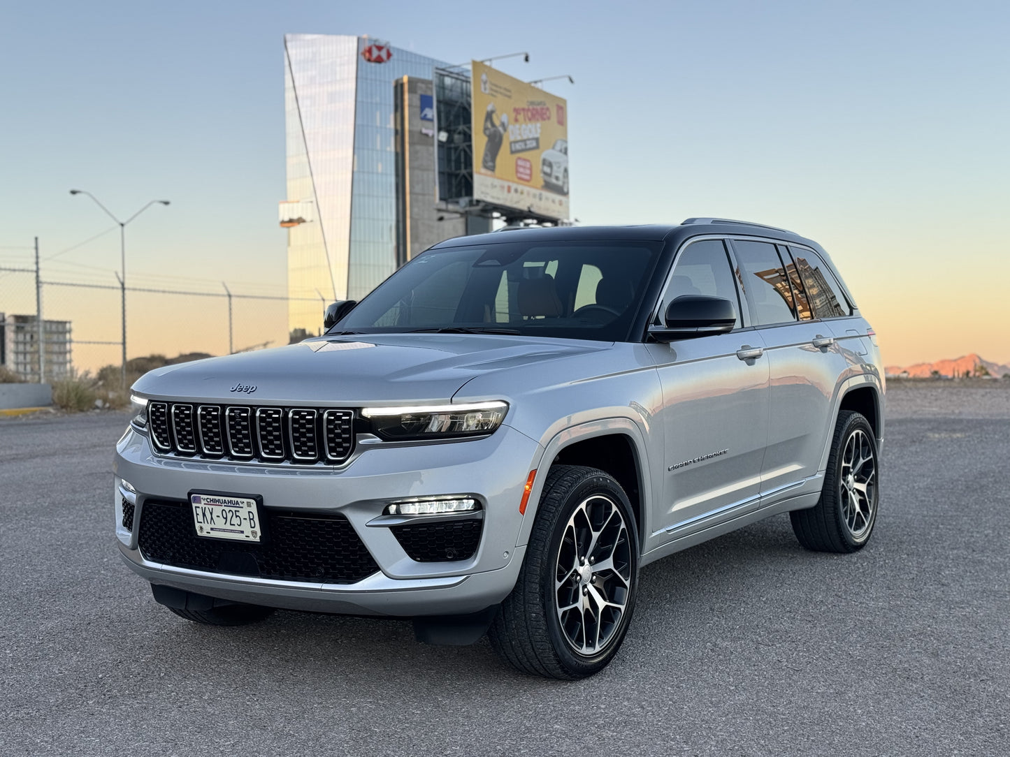 2024 JEEP GRAND CHEROKEE SUMMIT