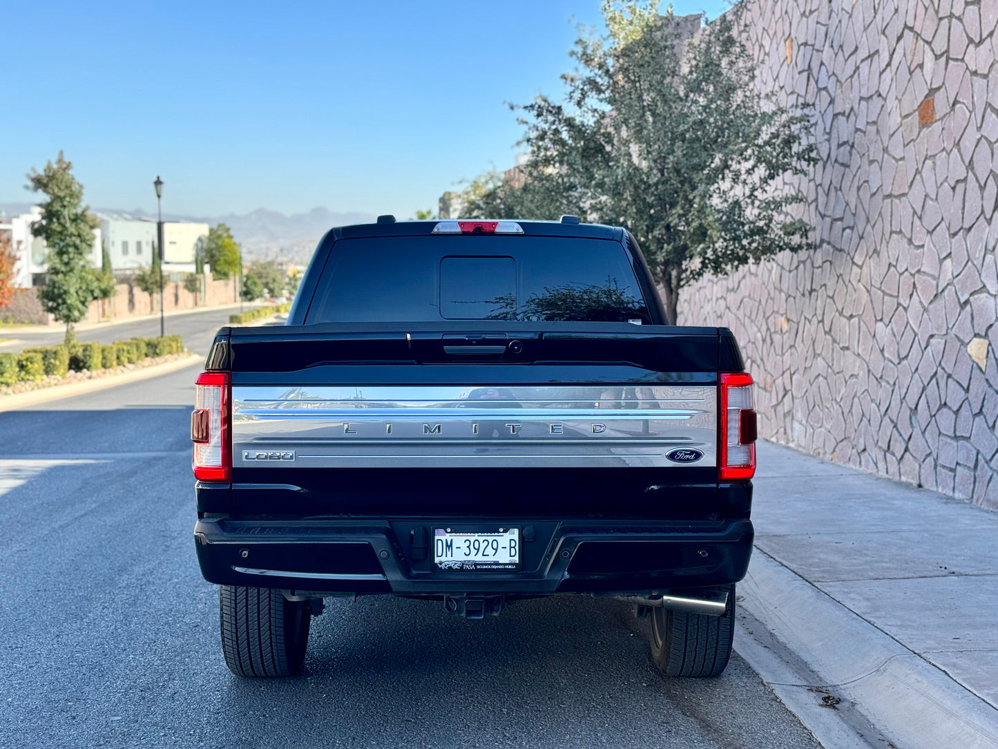 2023 FORD LOBO LIMITED